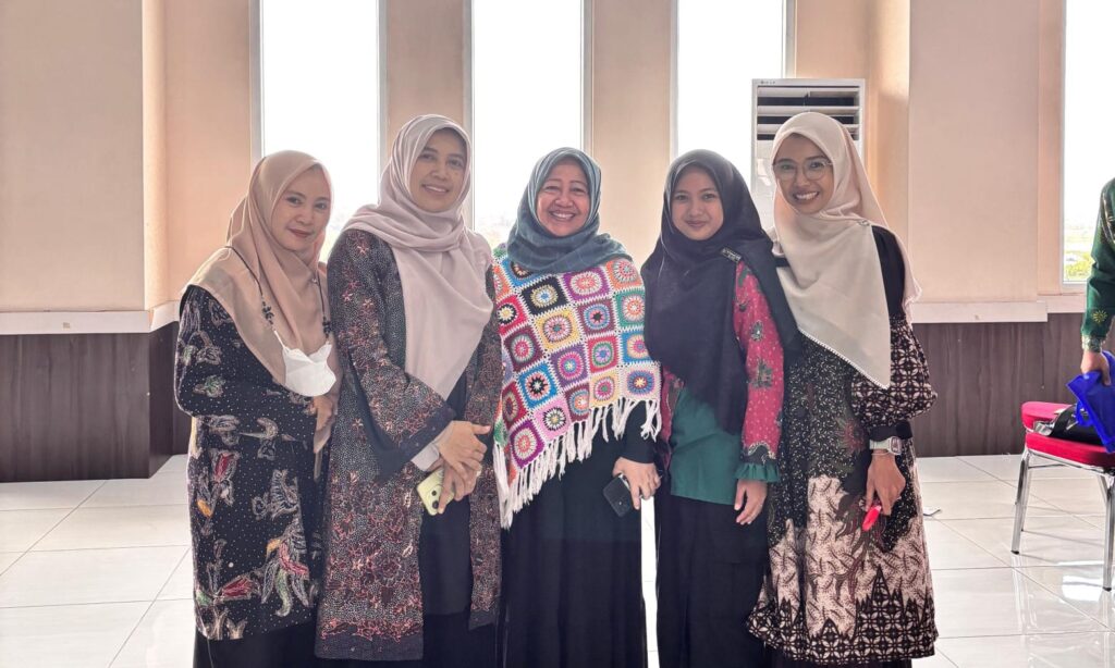 Guru SD dan SMP Muhammadiyah 1 Bangkalan Ikuti Seminar Nasional Pendidikan Inklusif 